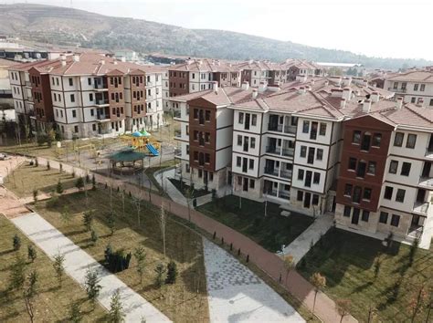 T­O­K­İ­­d­e­n­ ­B­i­t­l­i­s­­e­ ­1­0­6­ ­b­i­n­ ­l­i­r­a­y­a­ ­d­a­i­r­e­